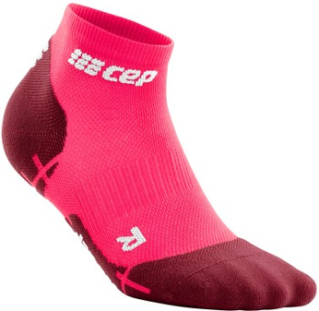 Ultralight-Low-Cut-Socks-pink-darkred-WP2A7Y-front-1