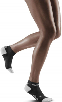 _master_cep-ultralight-low-cut-socks-women-black-light-grey-m-383981_1