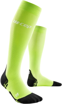 Run-Ultralight-Socks-Tall-flash-green-black-WP20CY-WP30CY-front-2